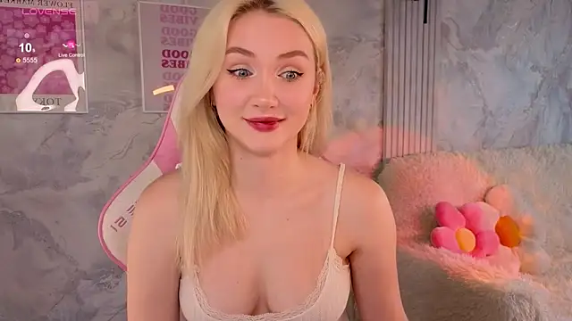 Snapshot of angel_with_flowers chatting on 3, 7, 2026 angel with flowers online show from 3, 7, 2026