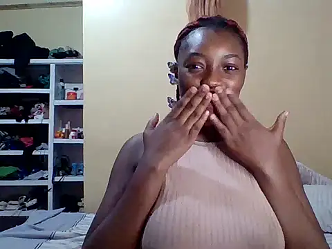 Snapshot of Zara_Twilight chatting on 3, 12, 2025 Zara Twilight online show from 3, 12, 2025