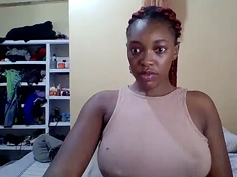 Snapshot of Zara_Twilight chatting on 4, 12, 2025 Zara Twilight online show from 4, 12, 2025