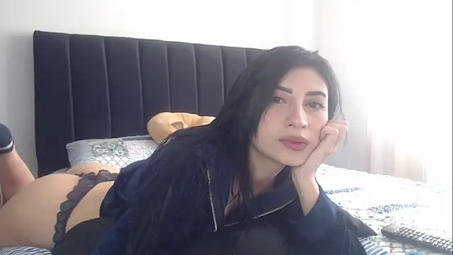 Nicolette ks  online show from 23, 1, 2025