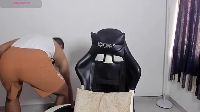 Snapshot of Iamdylan777 chatting on 10, 2, 2026 Iamdylan777 online show from 10, 2, 2026