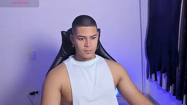 Snapshot of Iamdylan777 chatting on 11, 2, 2026 Iamdylan777 online show from 11, 2, 2026