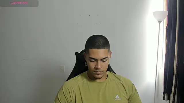 Snapshot of Iamdylan777 chatting on 13, 2, 2026 Iamdylan777 online show from 13, 2, 2026