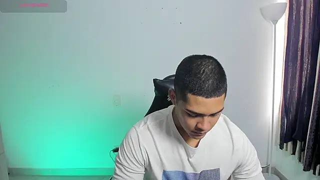 Snapshot of Iamdylan777 chatting on 18, 2, 2026 Iamdylan777 online show from 18, 2, 2026