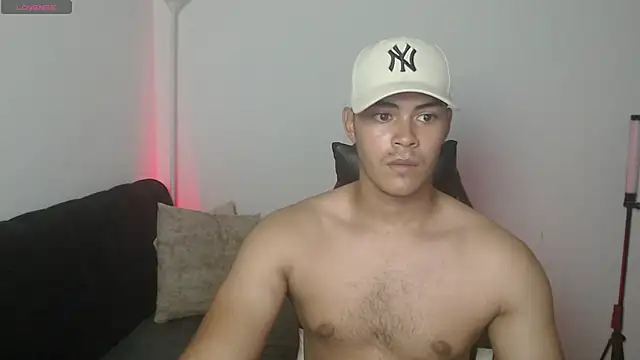 Snapshot of Iamdylan777 chatting on 21, 6, 2026 Iamdylan777 online show from 21, 6, 2026