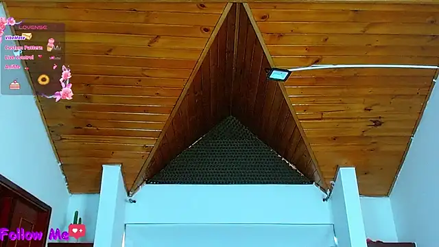 scarlleth  online show from 27, 1, 2025