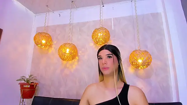 victoria aleia  online show from 4, 1, 2025