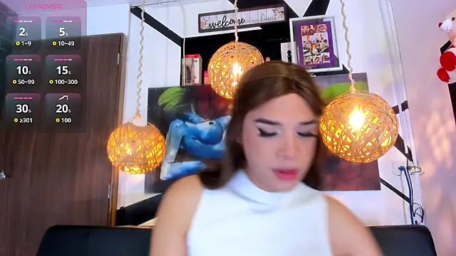 victoria aleia  online show from 13, 10, 2025