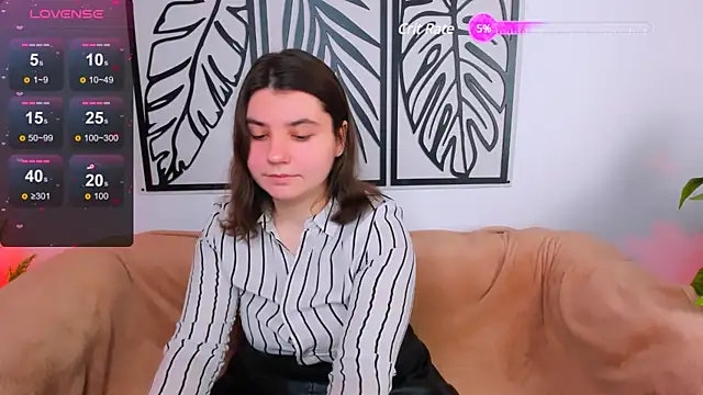 Viola  Shy online show from 25, 1, 2025