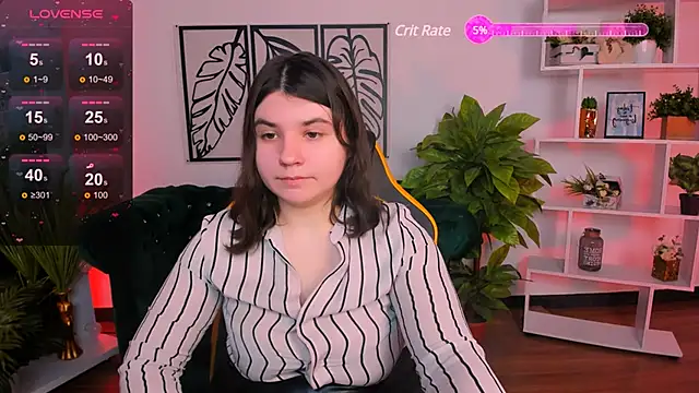 Viola  Shy online show from 1, 3, 2025