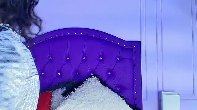 sarah banks1 online show from 26, 6, 2026