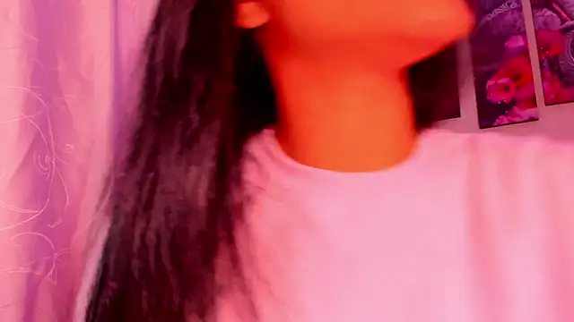 Alissarhys26 online show from 4, 3, 2025