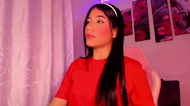 Alissarhys26 online show from 6, 3, 2025