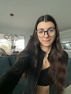 Wildberry  online show from 14, 12, 2025