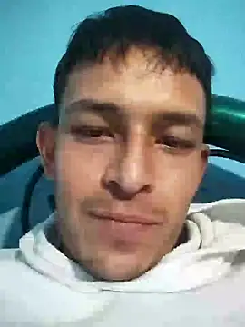 Snapshot of Leonul chatting on 12, 1, 2025 Leonul online show from 12, 1, 2025