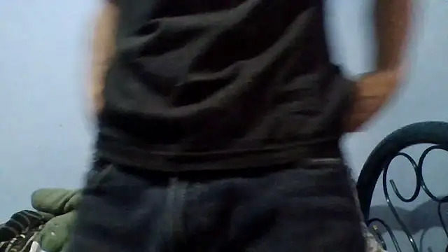 Snapshot of Leonul chatting on 14, 11, 2025 Leonul online show from 14, 11, 2025