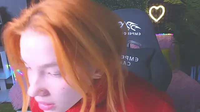 Snapshot of erikabrian chatting on 3, 10, 2025 erikabrian online show from 3, 10, 2025