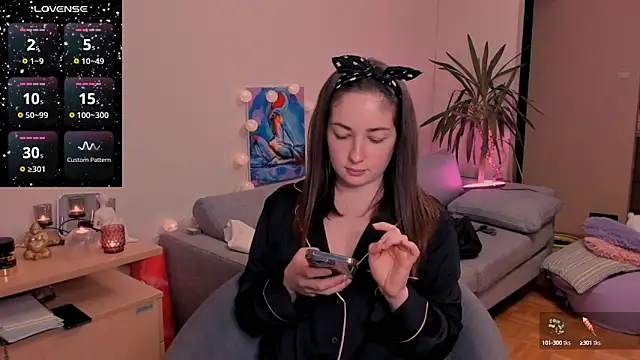 cClandesTina online show from 19, 12, 2024