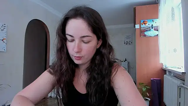 cClandesTina online show from 2, 7, 2026