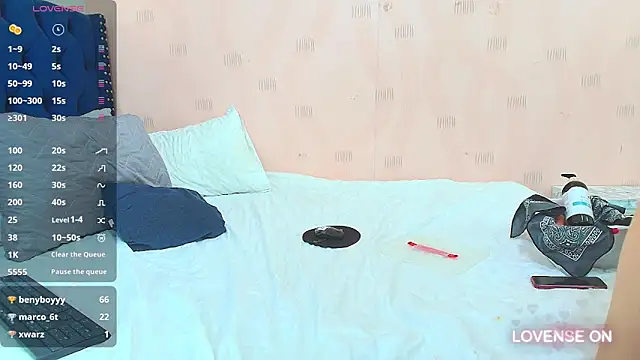 littleebluee online show from 14, 12, 2024