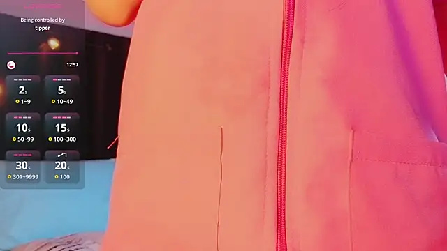 littleebluee online show from 5, 10, 2025