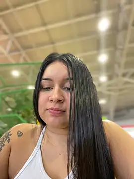 Pretty Isadora online show from 18, 12, 2024