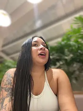 Pretty Isadora online show from 19, 12, 2024