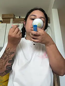 Snapshot of Pretty_Isadora chatting on 7, 3, 2026 Pretty Isadora online show from 7, 3, 2026