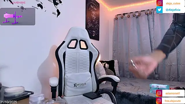 Snapshot of alejo_cute chatting on 31, 10, 2025 alejo cute online show from 31, 10, 2025