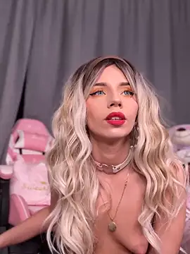 Snapshot of maddisonblush chatting on 20, 3, 2025 maddisonblush online show from 20, 3, 2025