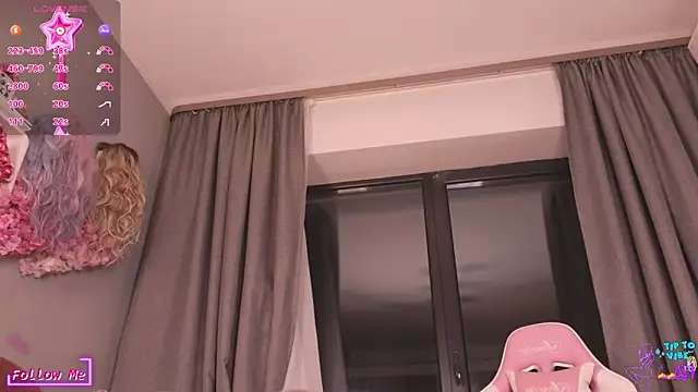 Snapshot of maddisonblush chatting on 21, 3, 2025 maddisonblush online show from 21, 3, 2025