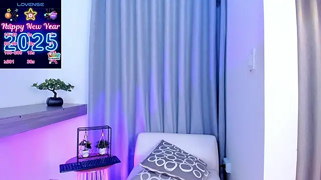 Lucyortiz  online show from 16, 1, 2025