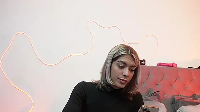 Snapshot of tay_ler3 chatting on 2, 12, 2024 tay ler3 online show from 2, 12, 2024