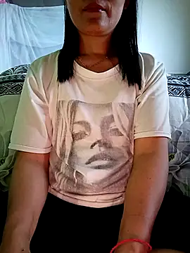 Snapshot of Asian_girl13 chatting on 8, 4, 2026 Asian girl13 online show from 8, 4, 2026