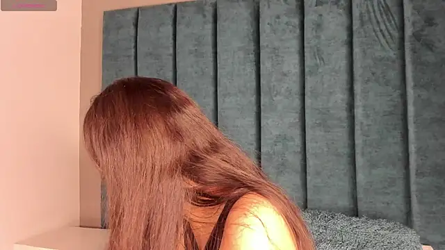 Snapshot of IsabellaGrey19 chatting on 9, 11, 2025 IsabellaGrey19 online show from 9, 11, 2025