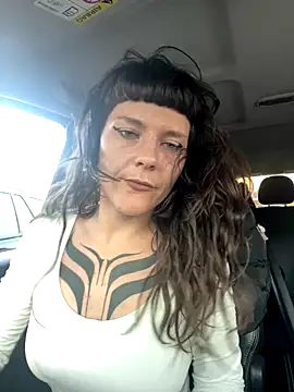 OniricFemme online show from 18, 10, 2025