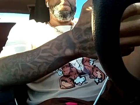 Snapshot of 3prettyboy3 chatting on 18, 10, 2025 3prettyboy3 online show from 18, 10, 2025