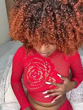 Snapshot of Star_Light2 chatting on 31, 1, 2025 Star Light2 online show from 31, 1, 2025