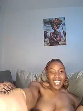 Snapshot of ebony_spicy69 chatting on 5, 12, 2024 ebony spicy69 online show from 5, 12, 2024