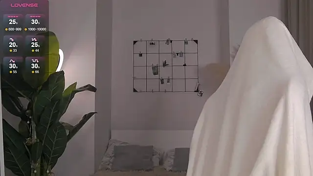 Snapshot of 1Mercedes chatting on 10, 12, 2024 1Mercedes online show from 10, 12, 2024