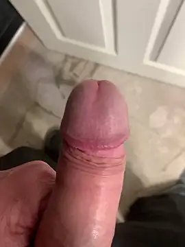 Snapshot of cmp24 chatting on 15, 10, 2025 cmp24 online show from 15, 10, 2025