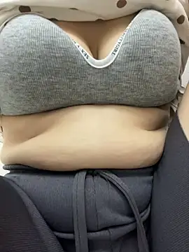 Milk Mom99 online show from 17, 5, 2026