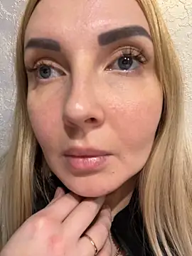 Snapshot of Aleksandrakis chatting on 17, 1, 2025 Aleksandrakis online show from 17, 1, 2025