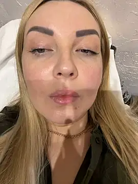 Snapshot of Aleksandrakis chatting on 6, 2, 2025 Aleksandrakis online show from 6, 2, 2025