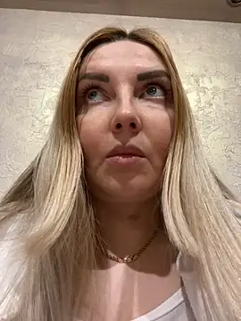 Snapshot of Aleksandrakis chatting on 21, 2, 2025 Aleksandrakis online show from 21, 2, 2025