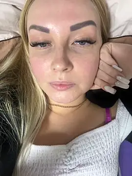 Snapshot of Aleksandrakis chatting on 1, 3, 2025 Aleksandrakis online show from 1, 3, 2025