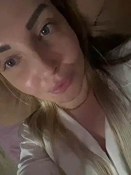 Snapshot of Aleksandrakis chatting on 14, 3, 2025 Aleksandrakis online show from 14, 3, 2025