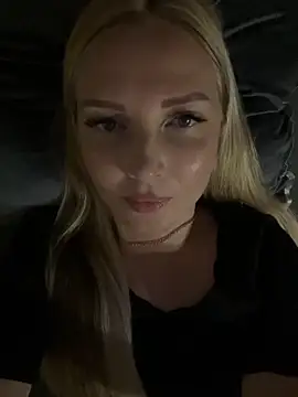 Snapshot of Aleksandrakis chatting on 9, 9, 2025 Aleksandrakis online show from 9, 9, 2025