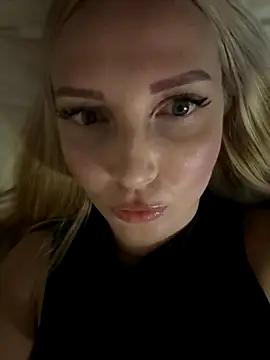 Snapshot of Aleksandrakis chatting on 27, 9, 2025 Aleksandrakis online show from 27, 9, 2025