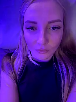 Snapshot of Aleksandrakis chatting on 2, 10, 2025 Aleksandrakis online show from 2, 10, 2025